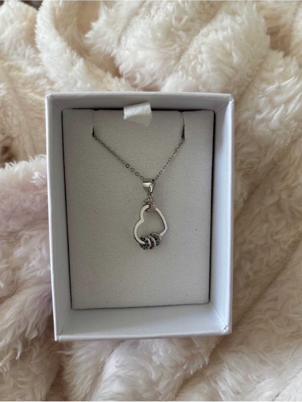ryze heart necklace grand Turk sterling silver